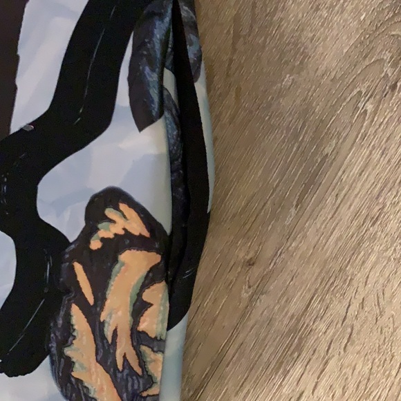 CYNTHIA ROWLEY BLUE & YELLOW FLORAL DRESS - Picture 4 of 4